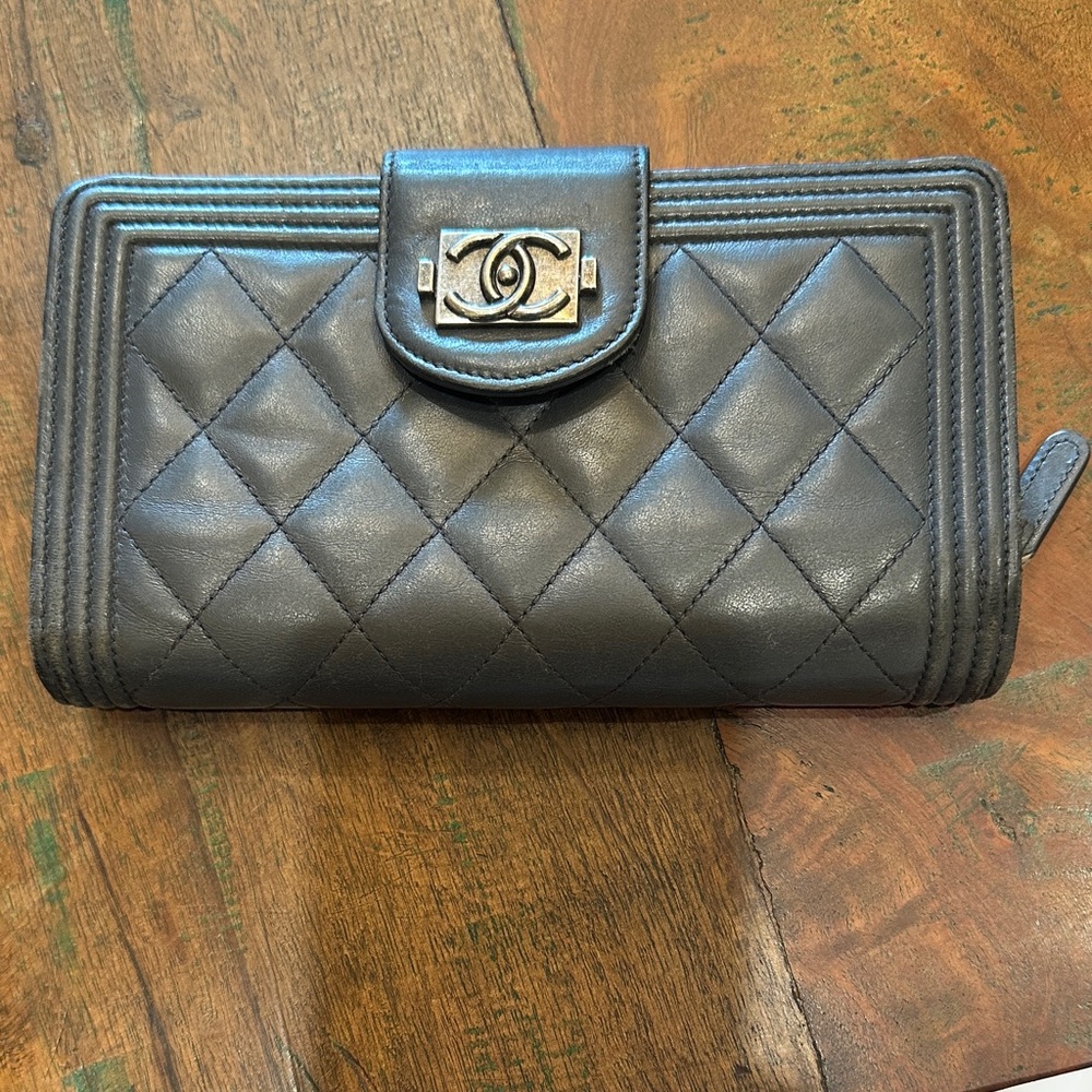 CHANEL Gray Quilted Leather Wallet